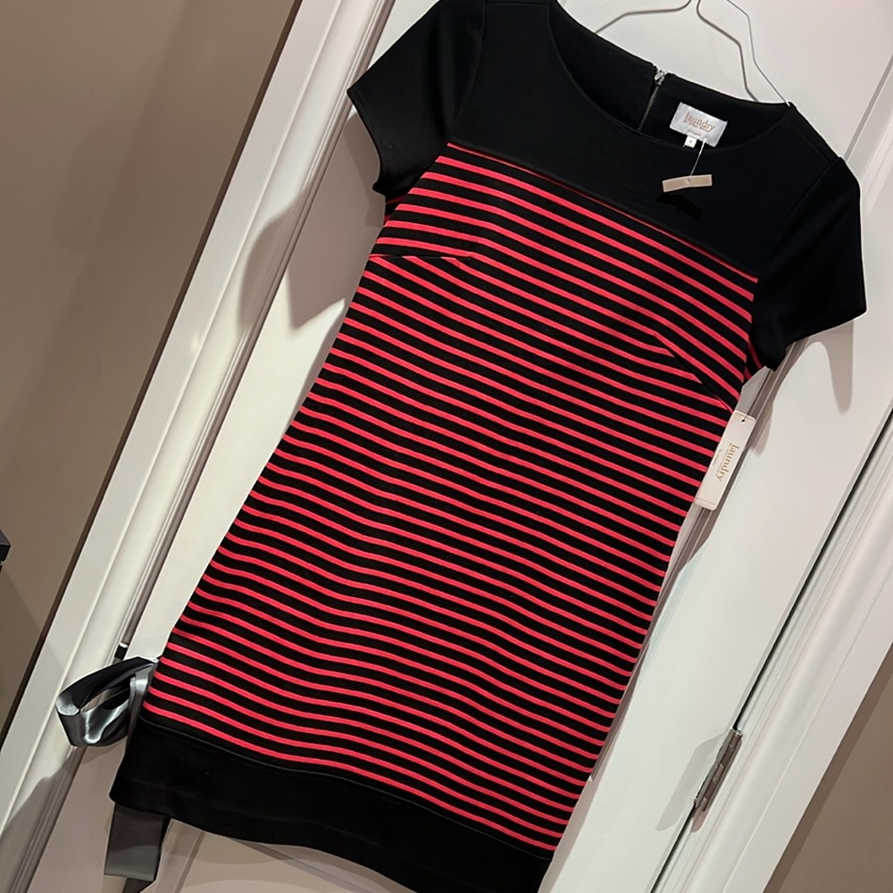 Dress by Laundry ❤️‍🔥 Black and Red Striped
